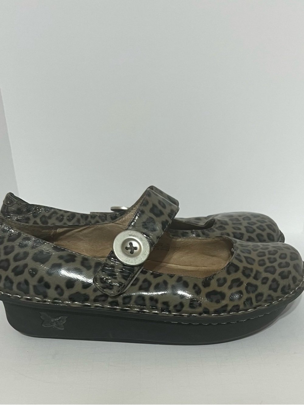 Alegria Leopard Print Mary Jane Flats - Gray and Black